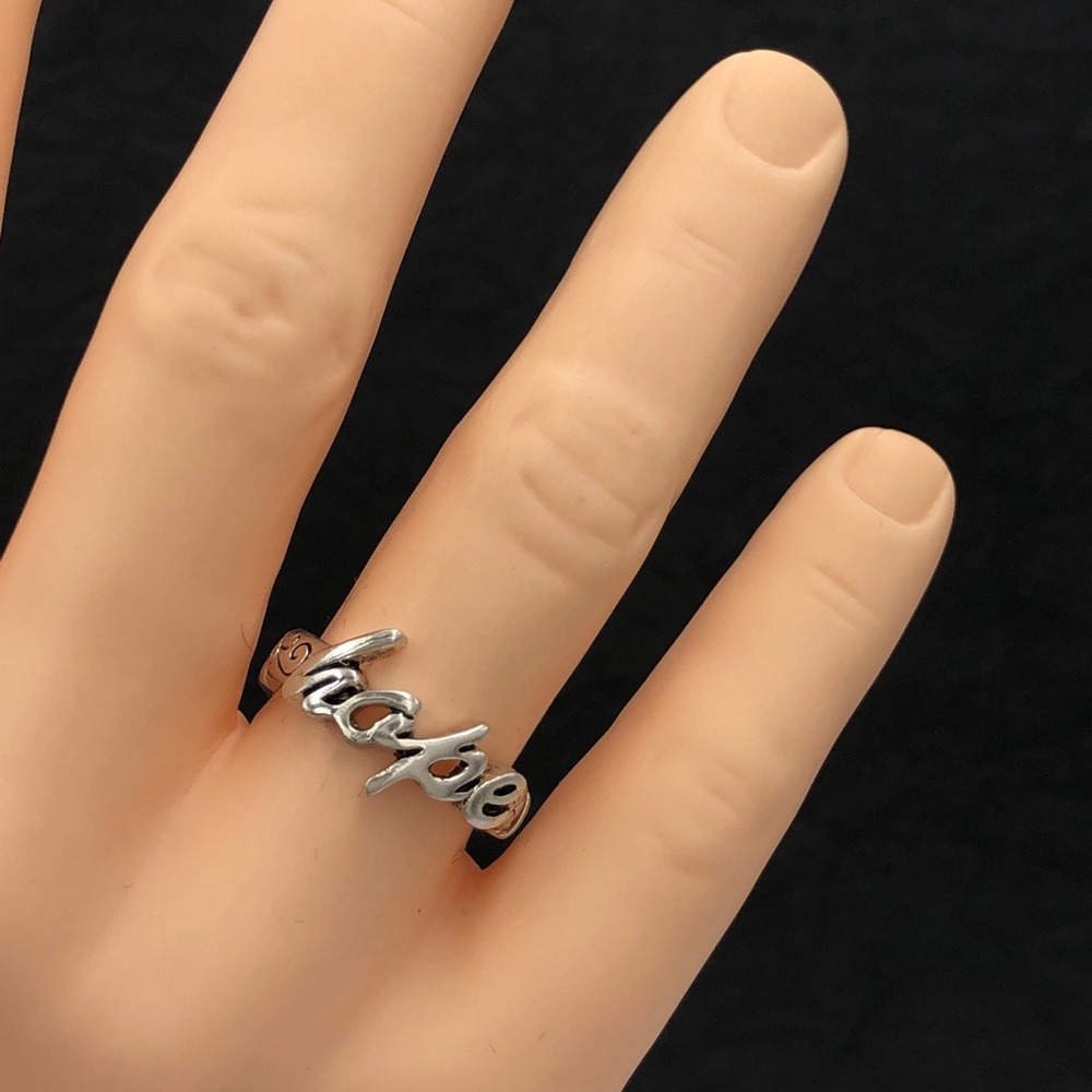 🍀 “HOPE” Silver Stretch Ring